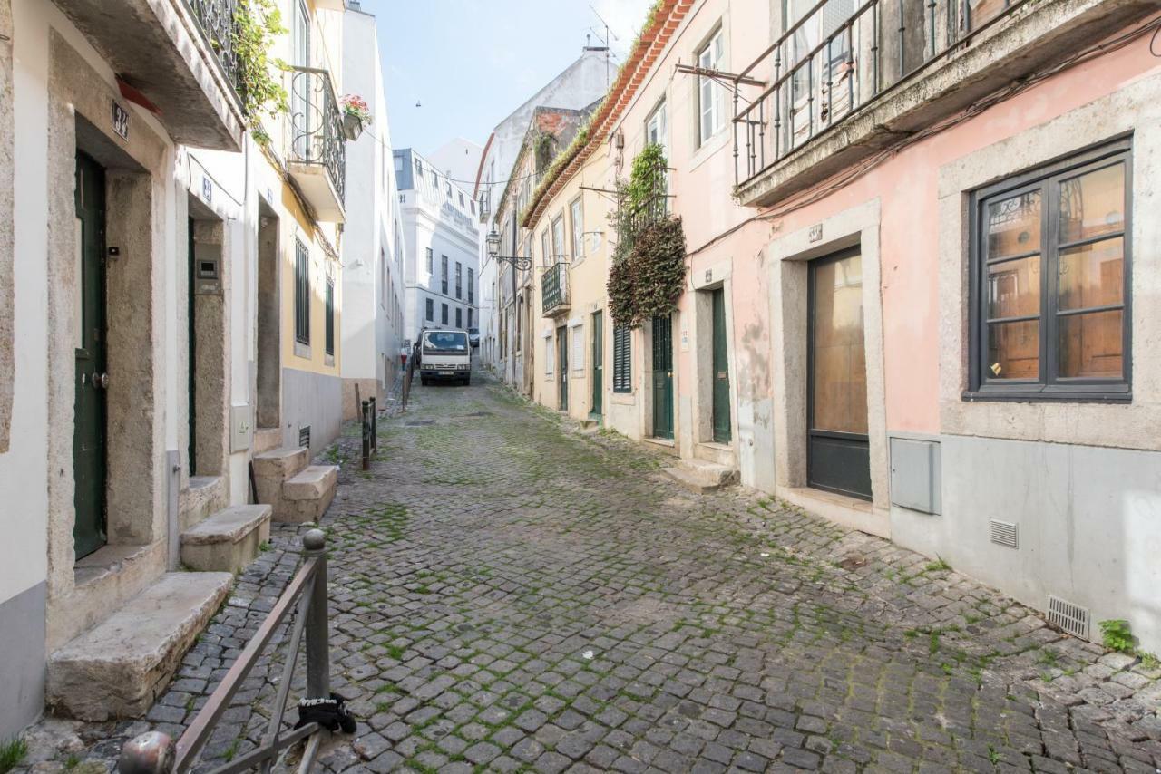 Cozy apartment in Bairro Alto Lisboa Exterior foto